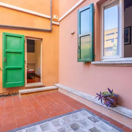 Appartamento Riva Reno, By Short Holidays