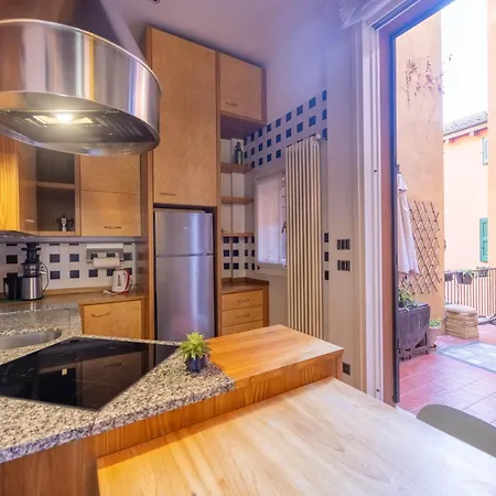 Riva Reno, By Short Holidays Apartment *