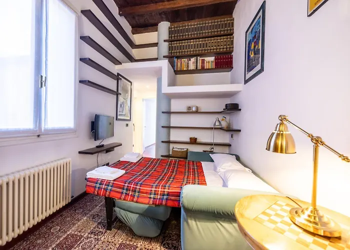 Riva Reno, By Short Holidays * Bolonia